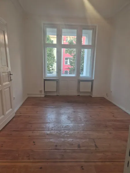 2 Zimmer  Wohnung mit Loggia  in Berlin Wedding. — photo 1
